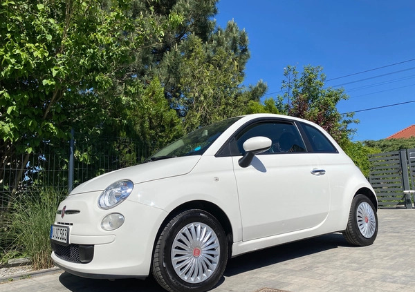 Fiat 500 cena 24400 przebieg: 148000, rok produkcji 2010 z Poznań małe 529